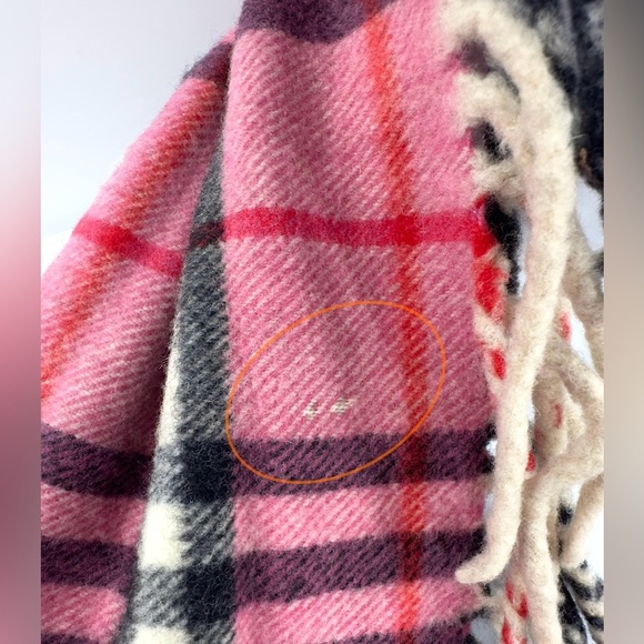 Burberry Happy Fringe Scarf Pink Black Nova Check Plaid Wool Cashmere Blend - Picture 6 of 7